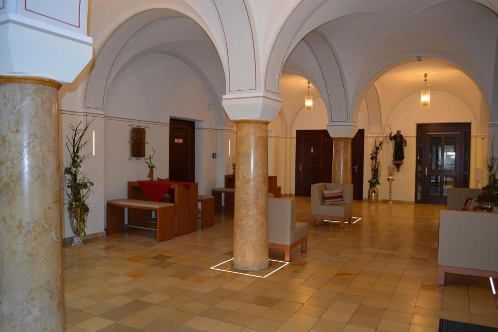 Gaestehaus Schweiklberg Vilshofen an der Donau Kültér fotó